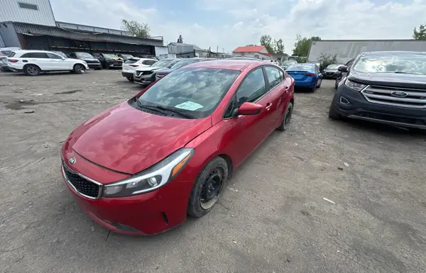 3KPFK4A70HE039407 2017 KIA FORTE - Image 2
