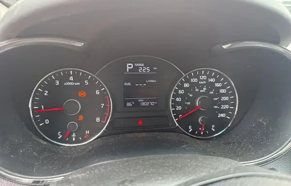 3KPFK4A70HE039407 2017 KIA FORTE - Image 8
