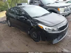 3KPFK4A70HE040198 2017 KIA FORTE