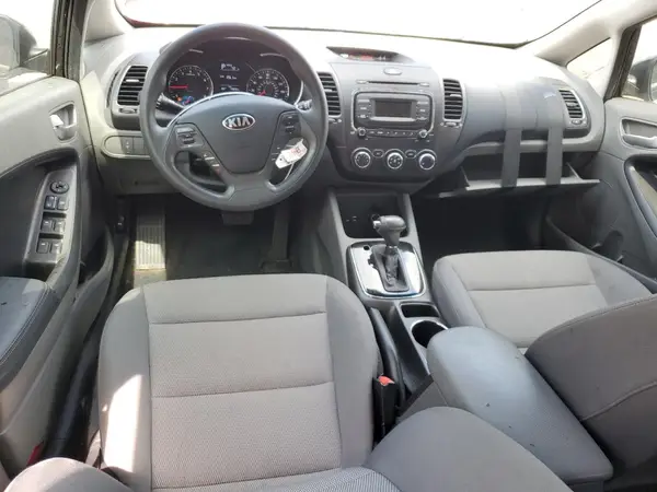 3KPFK4A70HE044638 2017 KIA FORTE - Image 8