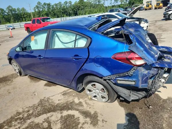 3KPFK4A70HE045241 2017 KIA FORTE - Image 2