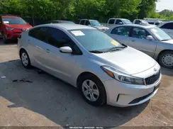 3KPFK4A70HE049015 2017 KIA FORTE