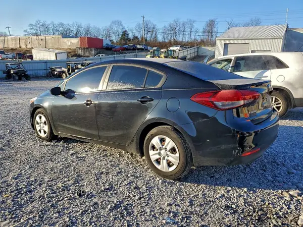 3KPFK4A70HE049953 2017 KIA FORTE - Image 2