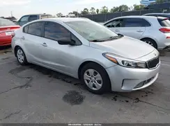 3KPFK4A70HE055249 2017 KIA FORTE