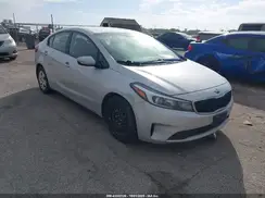 3KPFK4A70HE067174 2017 KIA FORTE
