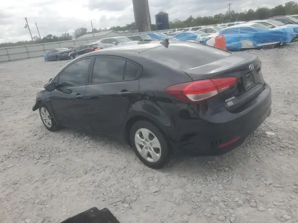 3KPFK4A70HE070611 2017 KIA FORTE - Image 2