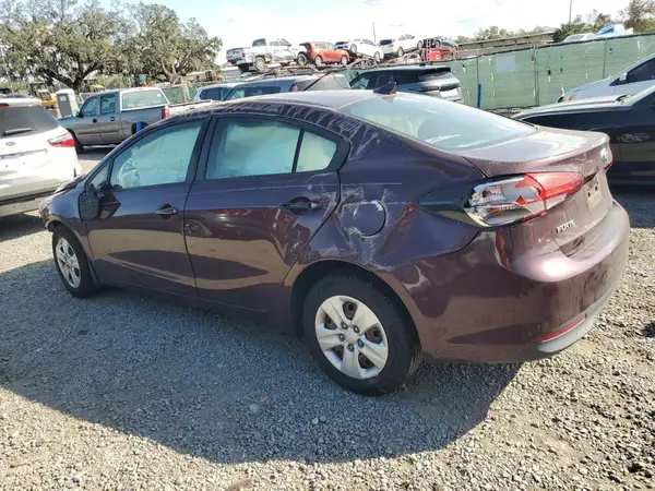 3KPFK4A70HE074173 2017 KIA FORTE - Image 2
