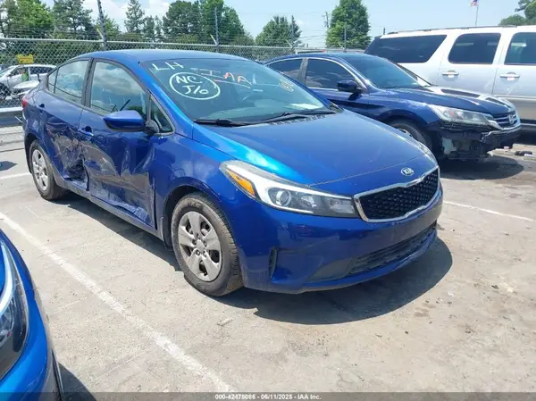 3KPFK4A70HE081818 2017 KIA FORTE - Image 1
