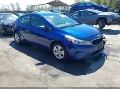3KPFK4A70HE085559 2017 KIA FORTE