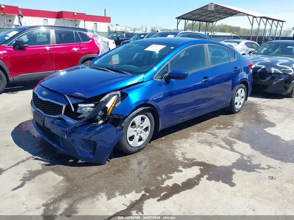 3KPFK4A70HE085559 2017 KIA FORTE - Image 2
