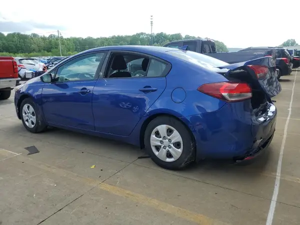 3KPFK4A70HE086128 2017 KIA FORTE - Image 2