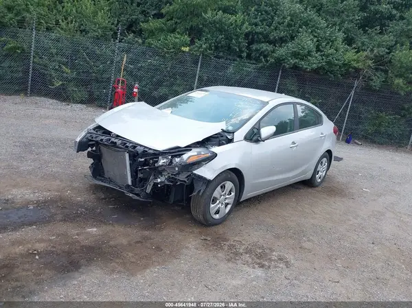 3KPFK4A70HE090678 2017 KIA FORTE - Image 2