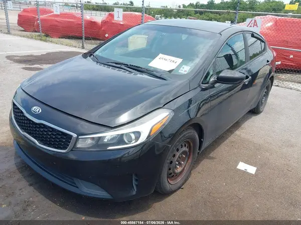 3KPFK4A70HE094343 2017 KIA FORTE - Image 2