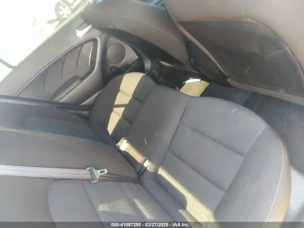 3KPFK4A70HE115210 2017 KIA FORTE - Image 8