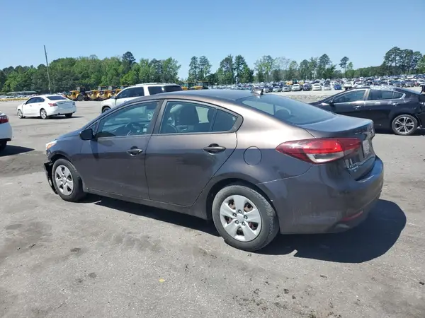 3KPFK4A70HE122285 2017 KIA FORTE - Image 2