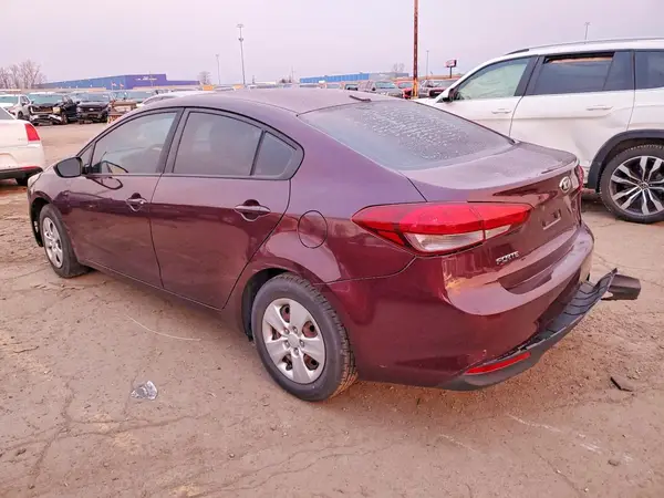 3KPFK4A70HE126790 2017 KIA FORTE - Image 2