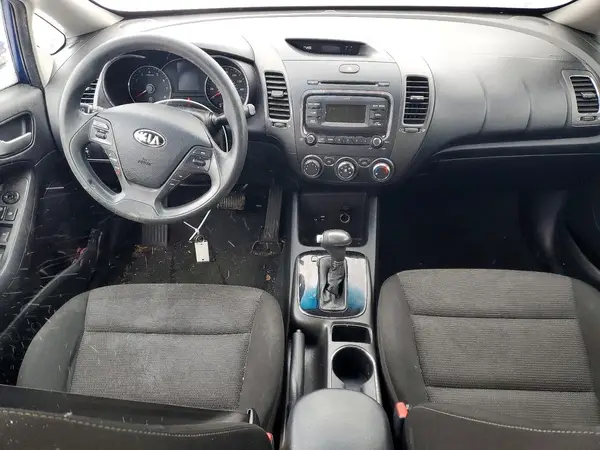 3KPFK4A70HE130807 2017 KIA FORTE - Image 8