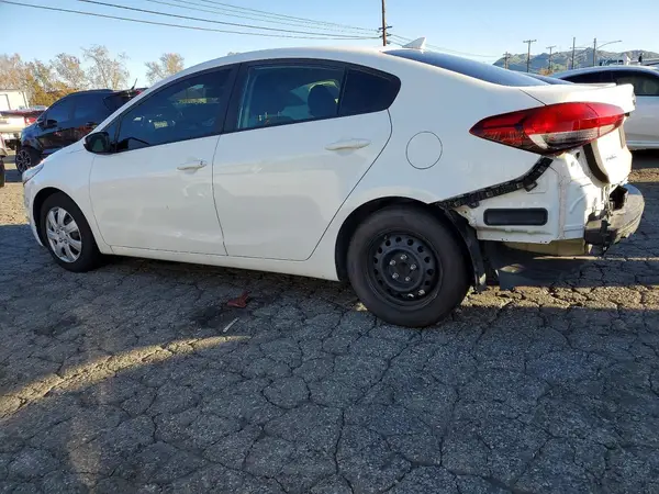 3KPFK4A70HE130967 2017 KIA FORTE - Image 2