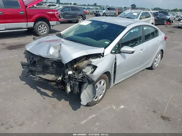 3KPFK4A70HE143363 2017 KIA FORTE - Image 2