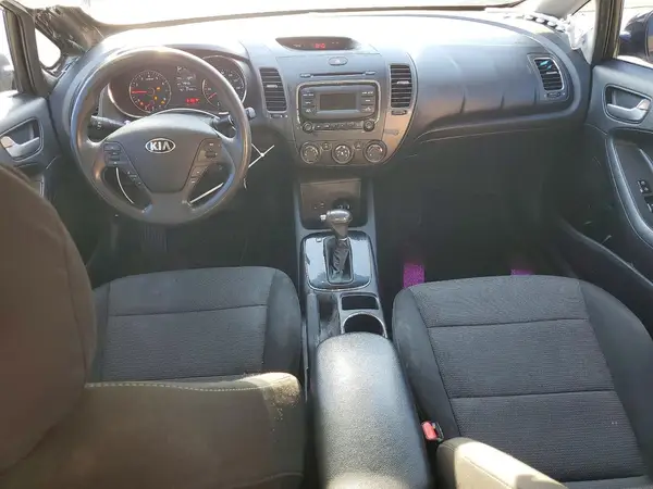 3KPFK4A70HE146747 2017 KIA FORTE - Image 8