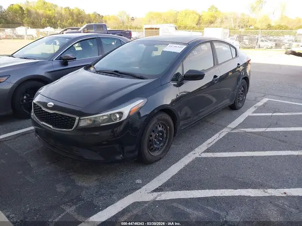 3KPFK4A70HE148501 2017 KIA FORTE - Image 2