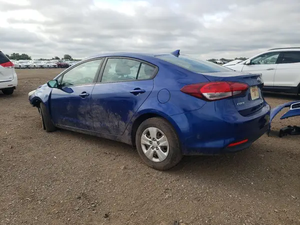 3KPFK4A70HE160972 2017 KIA FORTE - Image 2
