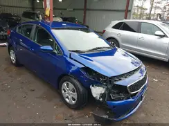 3KPFK4A70HE161569 2017 KIA FORTE