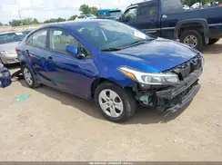 3KPFK4A70JE166101 2018 KIA FORTE