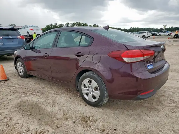 3KPFK4A70JE188342 2018 KIA FORTE - Image 2