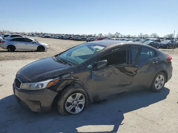 3KPFK4A70JE189619 2018 KIA FORTE - Image 1