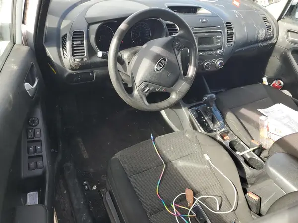 3KPFK4A70JE201011 2018 KIA FORTE - Image 8