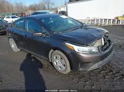 3KPFK4A70JE205690 2018 KIA FORTE