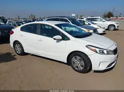 3KPFK4A70JE211117 2018 KIA FORTE