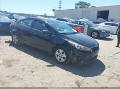 3KPFK4A70JE229262 2018 KIA FORTE