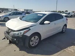 3KPFK4A70JE231609 2018 KIA FORTE