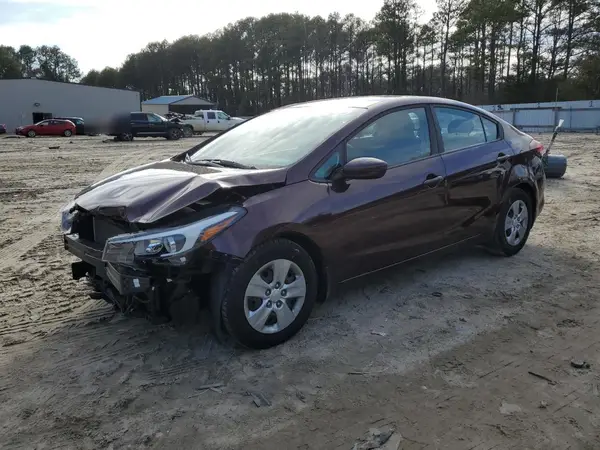 3KPFK4A70JE255134 2018 KIA FORTE - Image 1