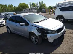 3KPFK4A70JE256610 2018 KIA FORTE