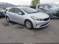 3KPFK4A70JE257871 2018 KIA FORTE