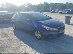 3KPFK4A70JE258857 2018 KIA FORTE