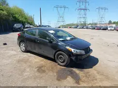 3KPFK4A70JE265968 2018 KIA FORTE