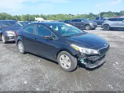 3KPFK4A70JE271611 2018 KIA FORTE