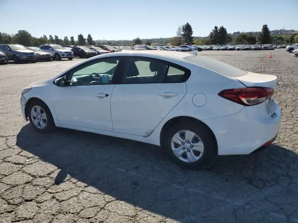 3KPFK4A71HE012507 2017 KIA FORTE - Image 2