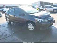 3KPFK4A71HE018579 2017 KIA FORTE