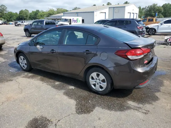3KPFK4A71HE037732 2017 KIA FORTE - Image 2