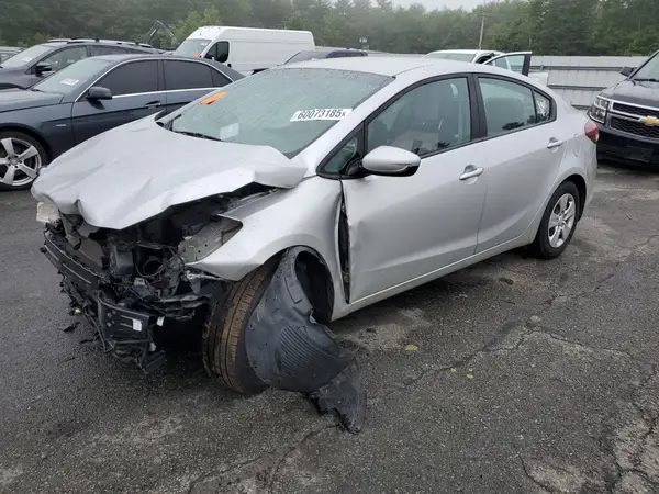 3KPFK4A71HE044521 2017 KIA FORTE - Image 1