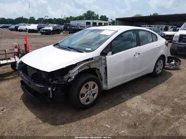 3KPFK4A71HE048522 2017 KIA FORTE - Image 2