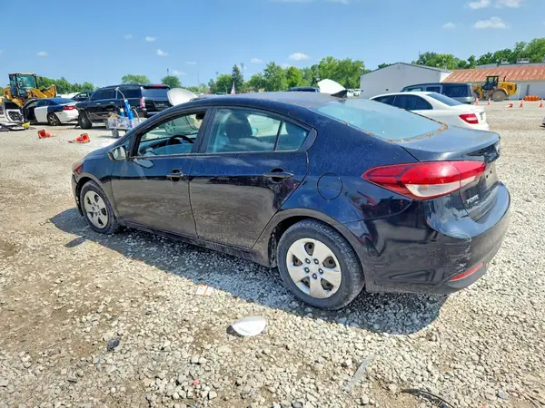 3KPFK4A71HE049489 2017 KIA FORTE - Image 2
