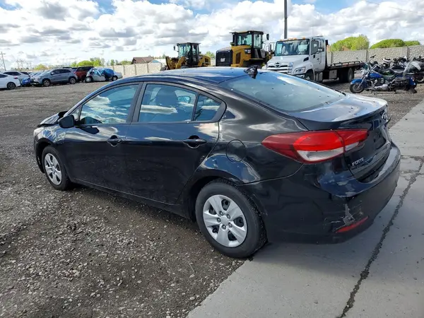 3KPFK4A71HE053638 2017 KIA FORTE - Image 2