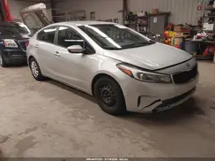 3KPFK4A71HE055471 2017 KIA FORTE
