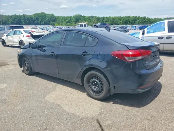 3KPFK4A71HE058807 2017 KIA FORTE - Image 2